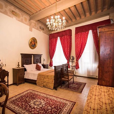 All'Ombra Della Torre Only Rooms Сієна Екстер'єр фото