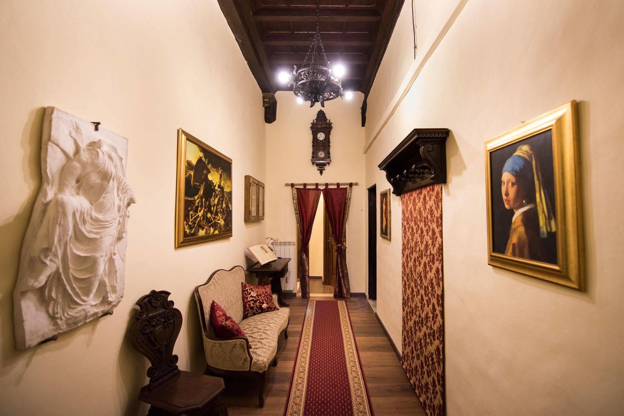 All'Ombra Della Torre Only Rooms Сієна Екстер'єр фото